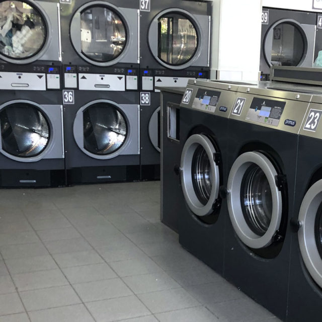 Lavage grande capacité et Séchage rapide Laverie Automatique Montreuil 93